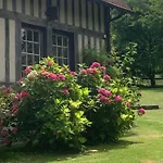 Les Maisons De Marie Hébergement de vacances *