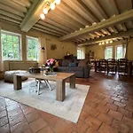 Les Maisons De Marie * Manerbe