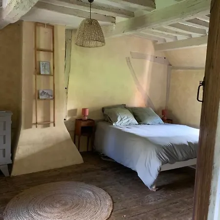 Les Maisons De Marie בית נופש Manerbe