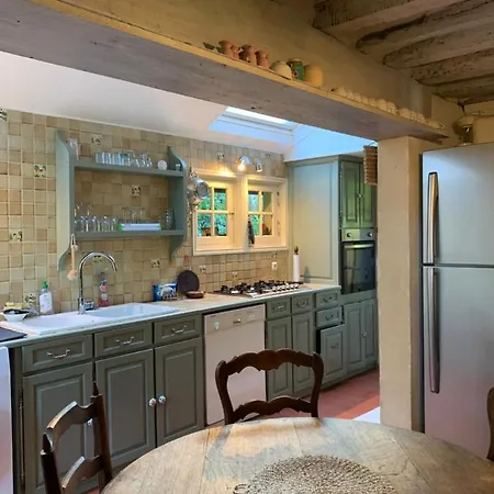 בית נופש Les Maisons De Marie Manerbe