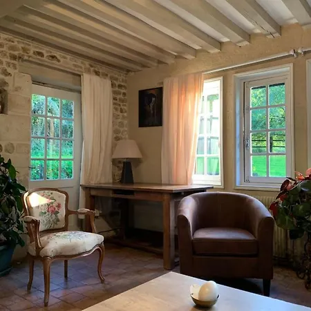 Les Maisons De Marie Manerbe