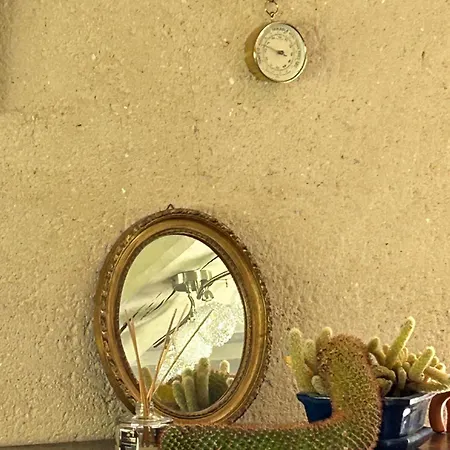 Les Maisons De Marie Manerbe