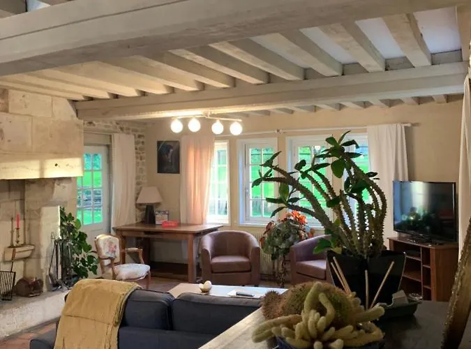 Les Maisons De Marie Manerbe