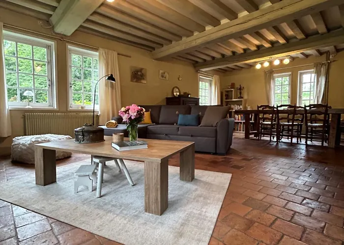 Les Maisons De Marie * Manerbe